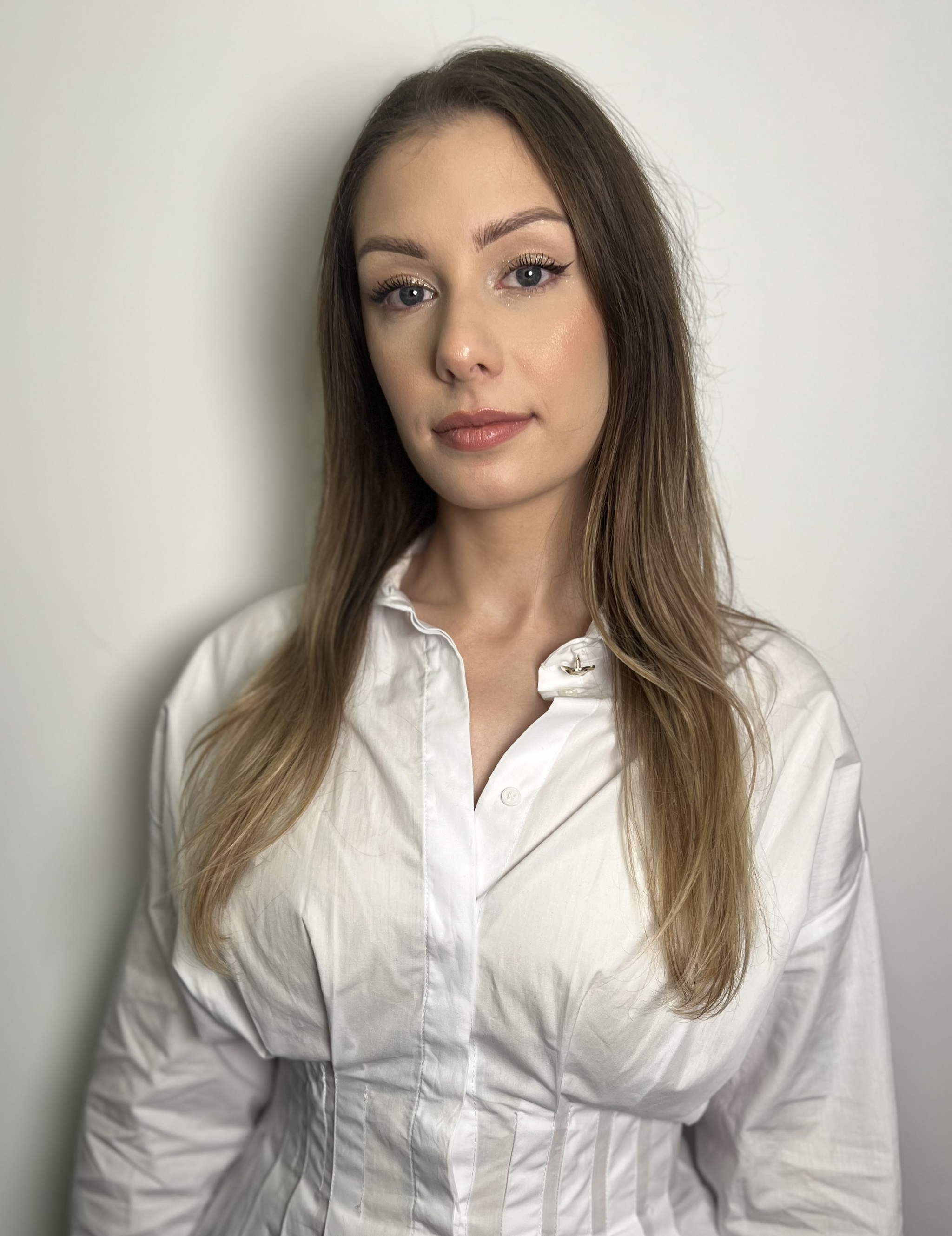 Ania — kosmetolog w Atelier Urody Wioletty Zychowicz
